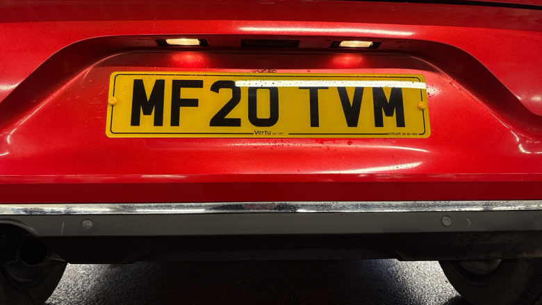 Renault Clio 1.0 TCe 100 Iconic 5dr Petrol Hatchback